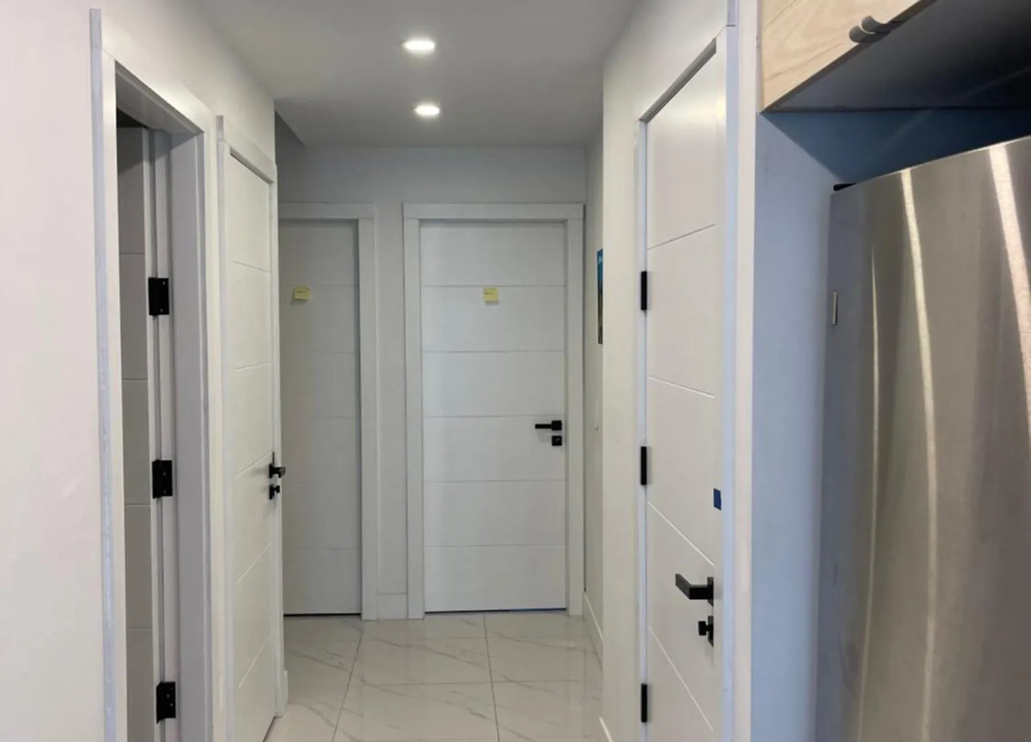 New Luxury Walkout Suite Near University YYC